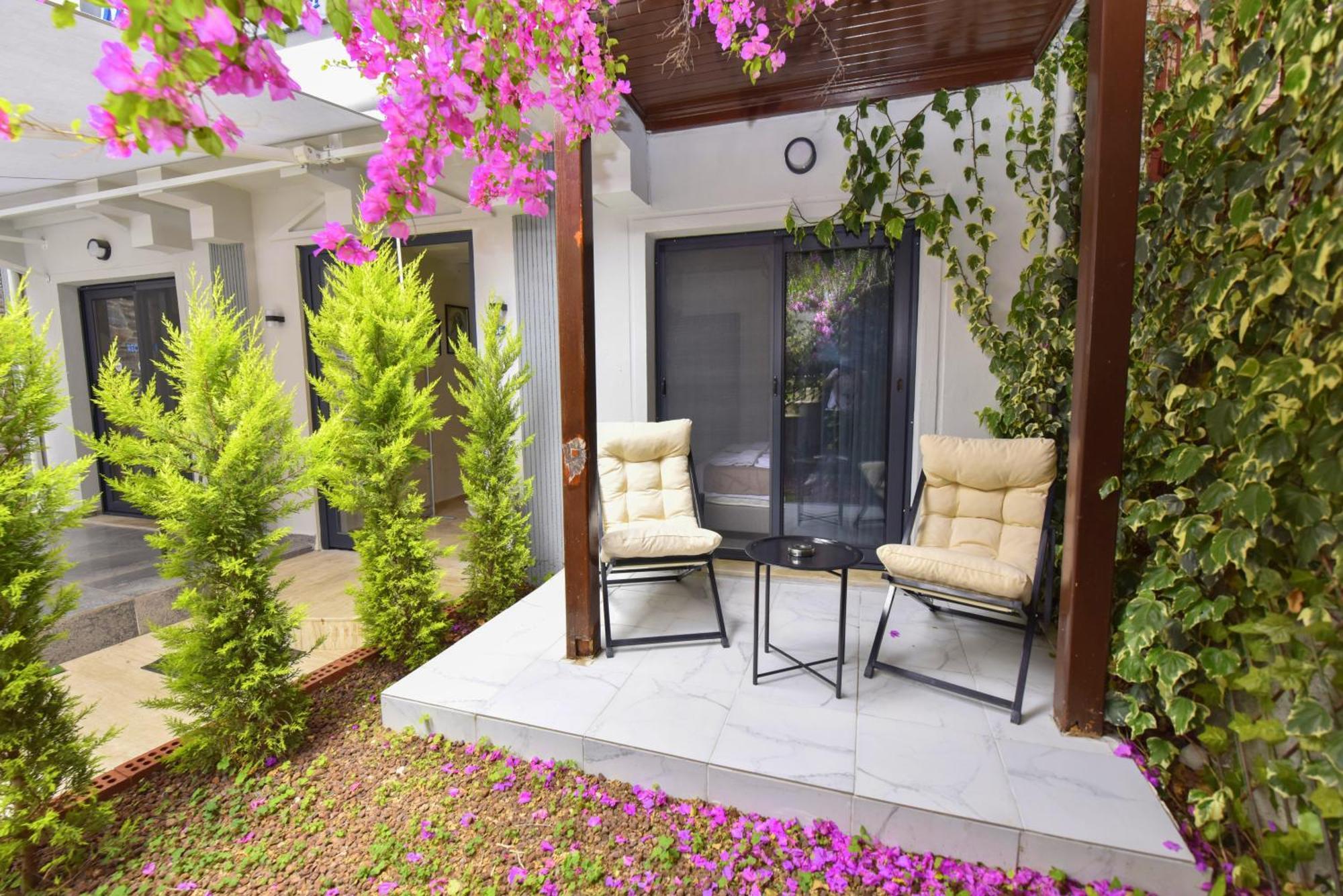 Mykonut Boutique Suites Fethiye Exterior photo